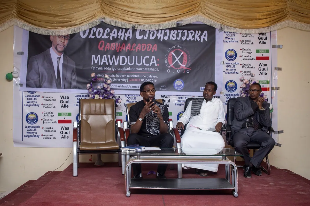 Division Multiplied, photo 13. Barkhad Jama Hirsi speaks on a panel called "Clanism and its obstacles to education", organised by the Anti-Clanism Extinction Movement.