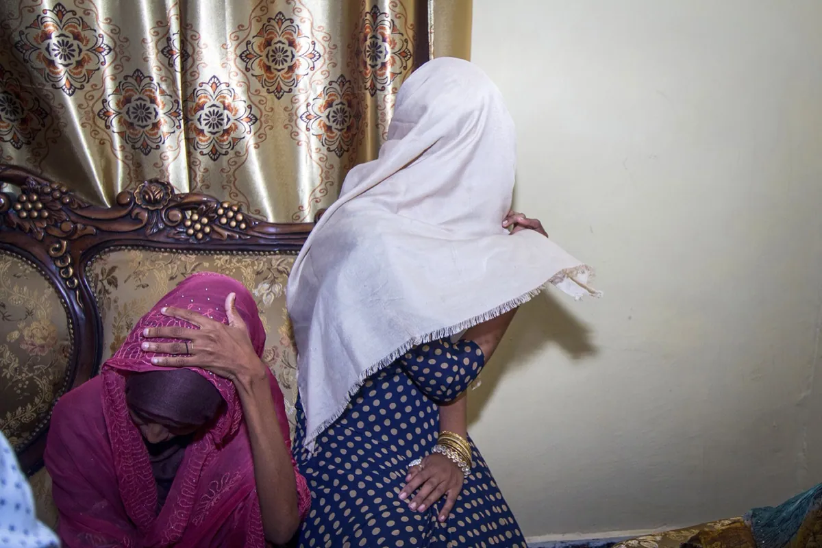Division Multiplied, photo 22. "Geed walba in gubtaa wa hoos taallaa."